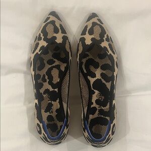 Rothy’s The Point Dessert Cat flats — size 9